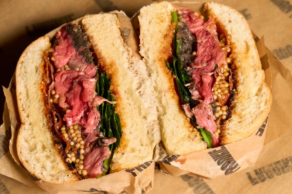 Le Wellington : Quand le monument de la gastronomie s’invite dans la Street Food toulonnaise